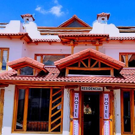 Hotel Maderanegra By Huasicama Latacunga Esterno foto