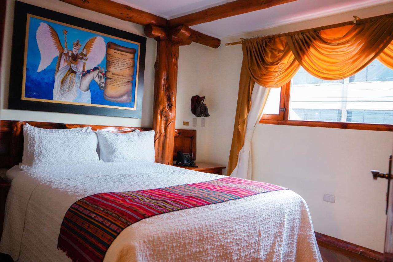 Hotel Maderanegra By Huasicama Latacunga Esterno foto
