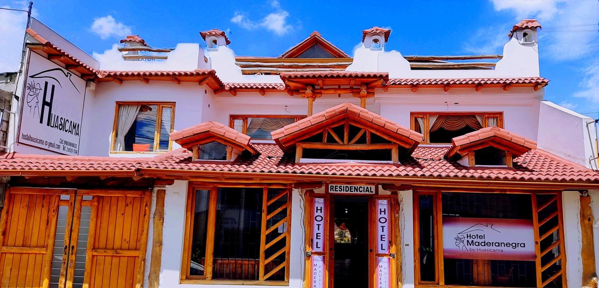 Hotel Maderanegra By Huasicama Latacunga Esterno foto