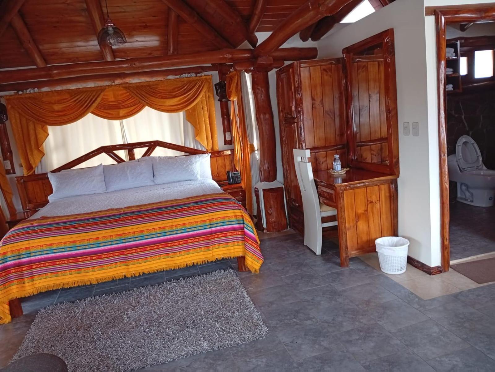 Hotel Maderanegra By Huasicama Latacunga Esterno foto